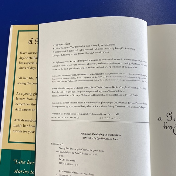 Wrong Feet First: A Gift of Stories for Your Inside-Out Kind of Day - Picture 3 of 6